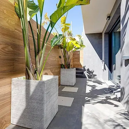 Cibeles Private Pool Apartment *